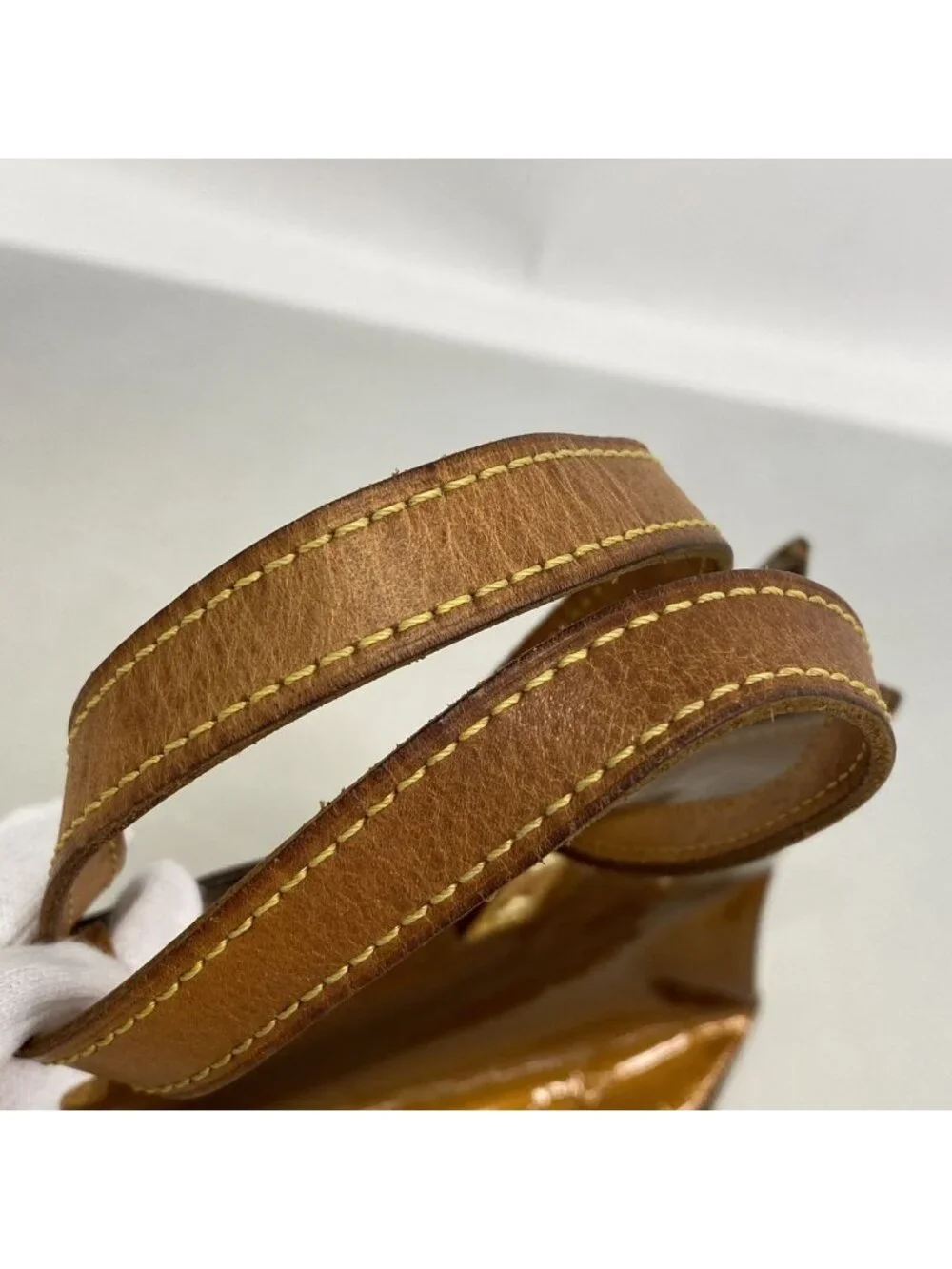 Louis Vuitton Tote Bag Vernis Reed PM Blanc
